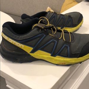 Salomon Trail/hiking shoes